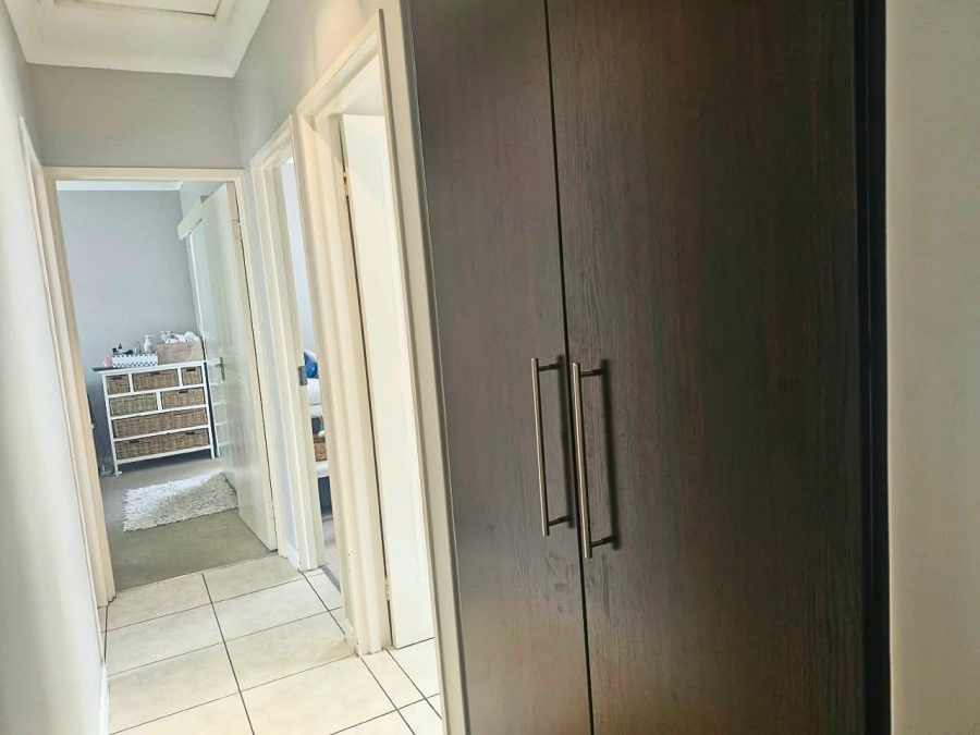 To Let 3 Bedroom Property for Rent in Pinehurst Western Cape